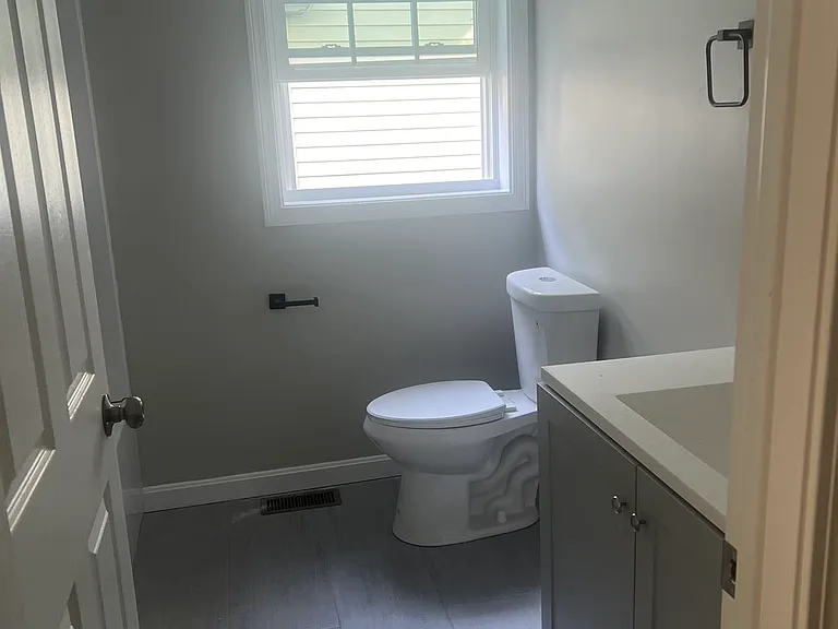 83 Ocean St — Photo 10