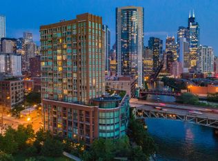 600 N Kingsbury St APT 1801, Chicago, IL 60654
