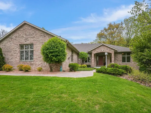 7622 N Orchard View Dr, Evansville, WI 53536
