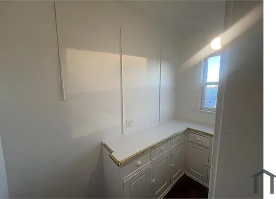 1253 N 34th St — Photo 30