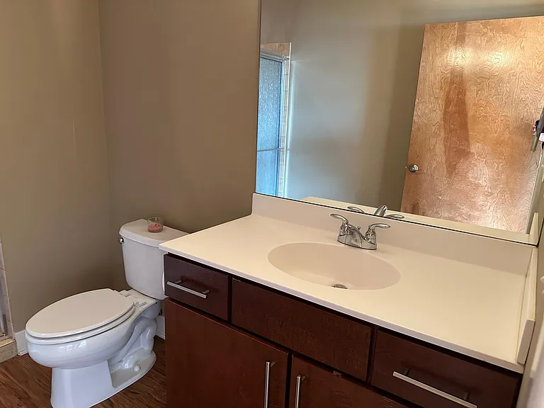 110 S Campbell St #209 — Photo 23