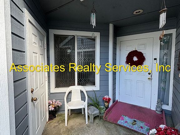 2nd image of 1051 NW 125th Dr