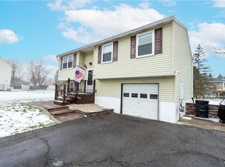 111 Crisfield Cir, Minoa, NY 13116