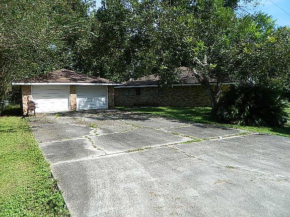 2nd image of 3406 Woodcrest Ave