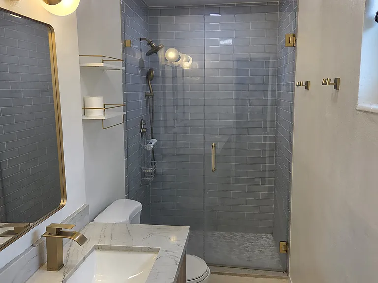 7440 Farragut St — Photo 1