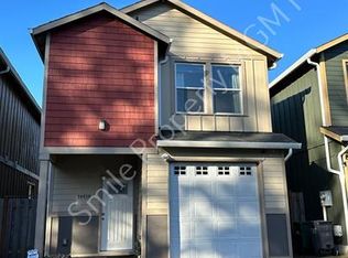 14418 E Burnside St, Portland, OR 97233