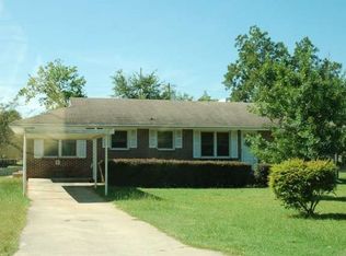 409 Cherokee Dr, Warner Robins, GA 31093