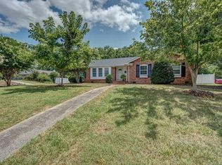 1202 Churchill Dr, Gastonia, NC 28054