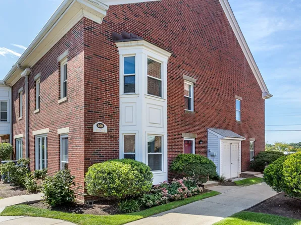 160 Quincy Shore Dr Unit 106, Quincy, MA 02171
