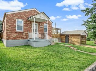3700 Paule Ave, Saint Louis, MO 63125