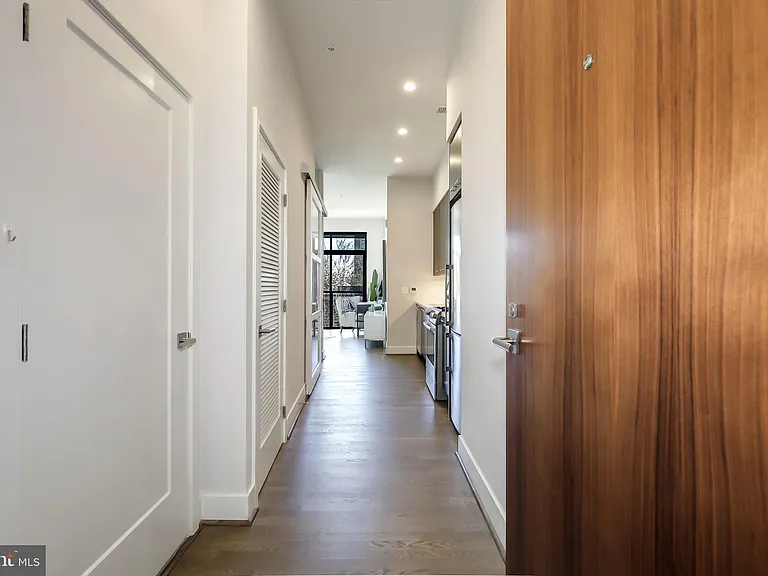 525 Water St SW #430 — Photo 4