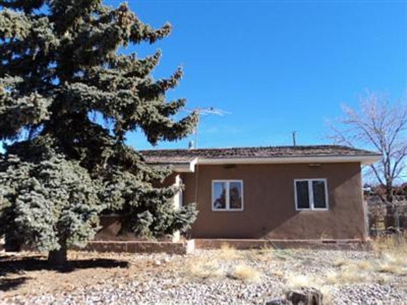 1st image of 1015 Avenida De Las Campanas
