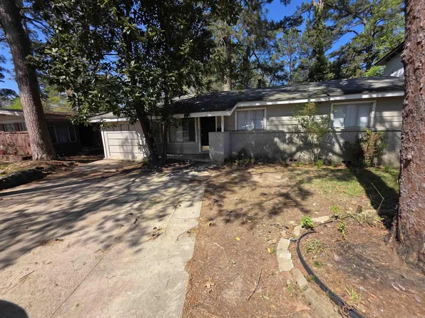 107 Broadmoor Dr, Little Rock, AR 72204