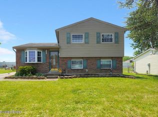 5002 Oldshire Rd, Louisville, KY 40229