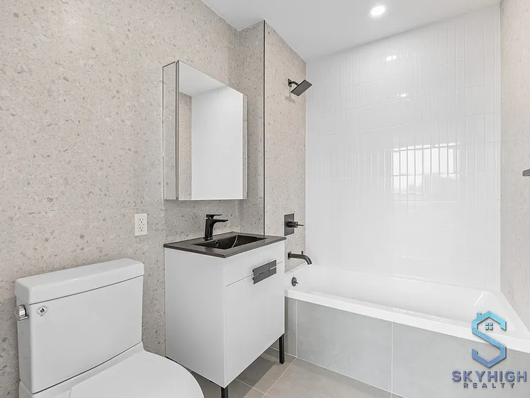 3506 Glenwood Rd #7L — Photo 10