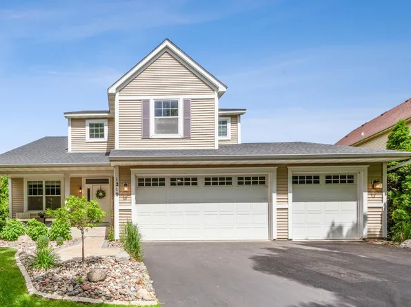 1210 Allegheny Ct, Victoria, MN 55386