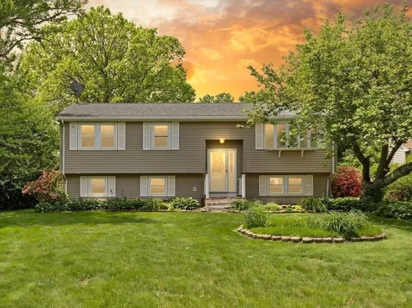 181 Linwood St, Brockton, MA 02301