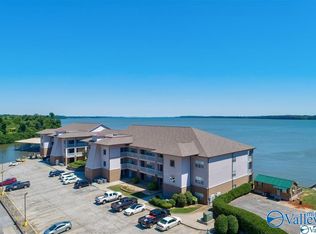 6122 Bay Village Dr APT 104, Athens, AL 35611