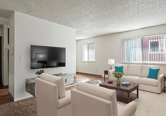 2nd image of 632 N Arthur St #E203