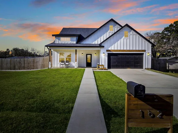 162 Legend Ln, Livingston, TX 77351