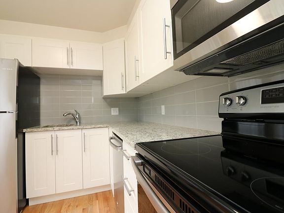3rd image of 30 N Sherman St APT 8