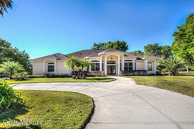 4th image of 2808 Lady Lake Blvd