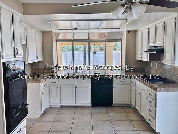 3rd image of 39340 Calle San Clemente