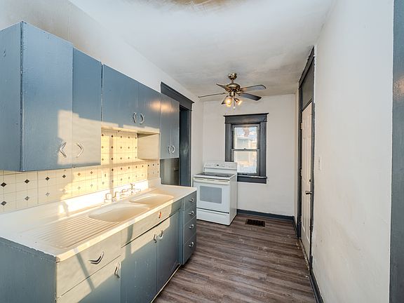 4th image of 55 S Chester Ave