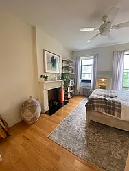 Rented by R New York