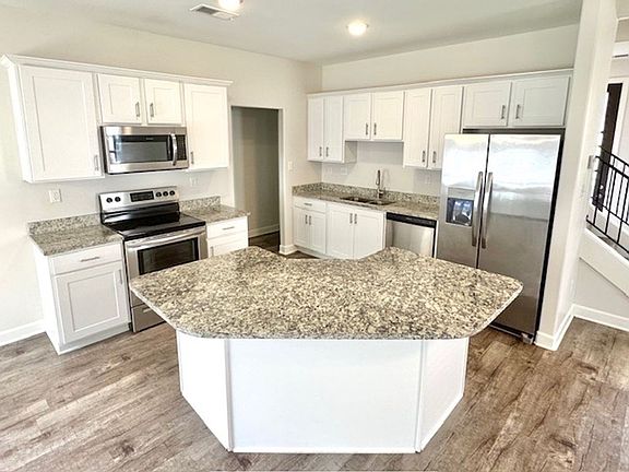 5th image of 10526 Bayou Ct