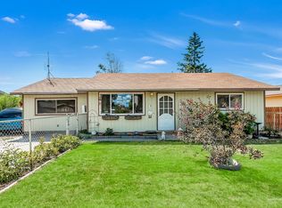 2151 SW 23rd St, Redmond, OR 97756