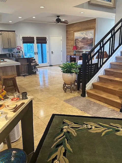 3 bed, 2.5 bath, 2676 sqft, $8,500 — Photo 3