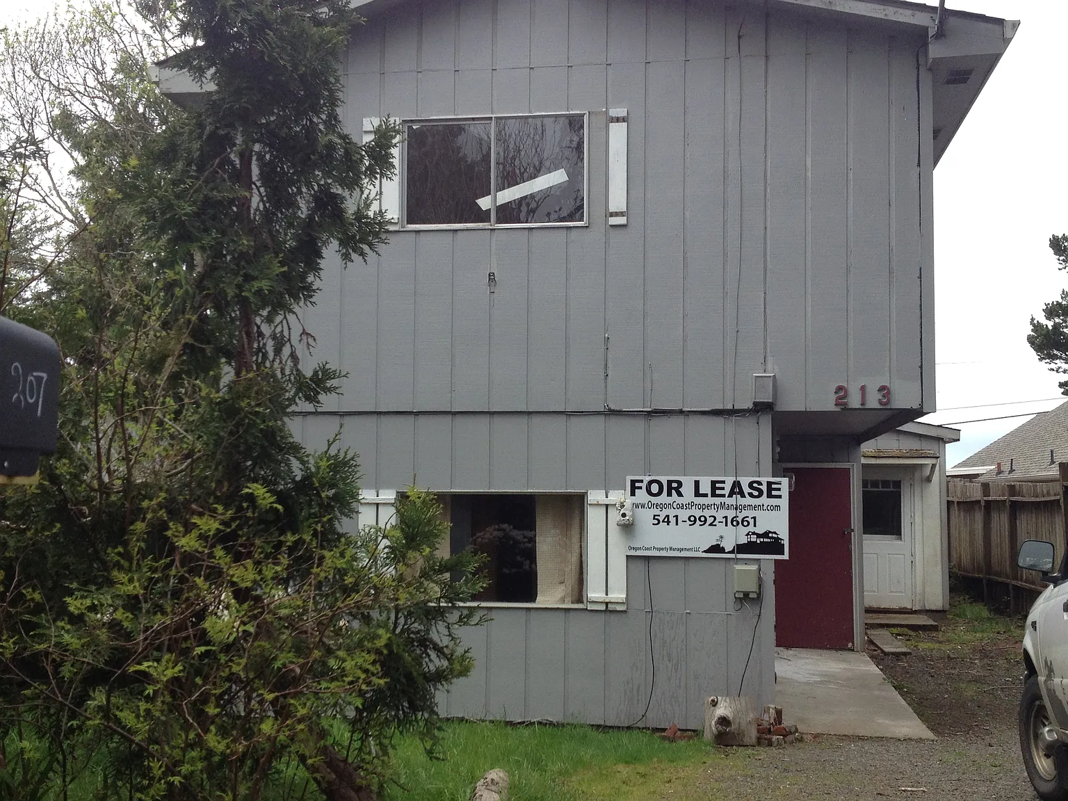 Cute home in Lincoln City — Photo 2
