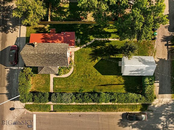 2nd image of 1017 W Curtiss St