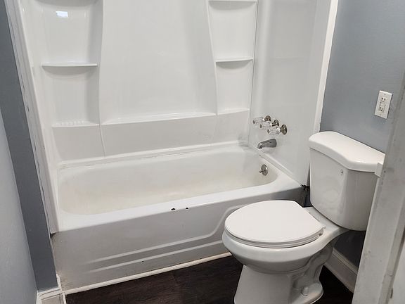 5th image of 455B Dogwood Cir