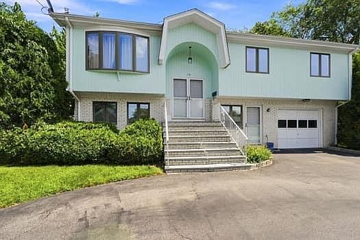 1st image of 110 Barrett Ave