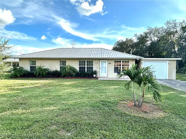 3407 King Dr, Sebring, FL 33870