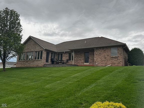2nd image of 1564 Nicklas Ct