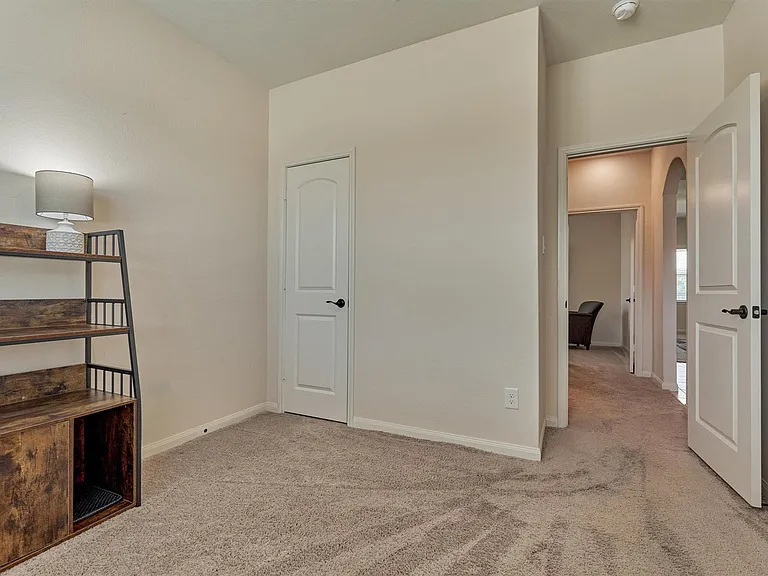 8884 Oval Glass St — Photo 18