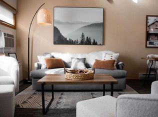 135 Bridge Run Ln BUILDING B, Lutsen, MN 55612