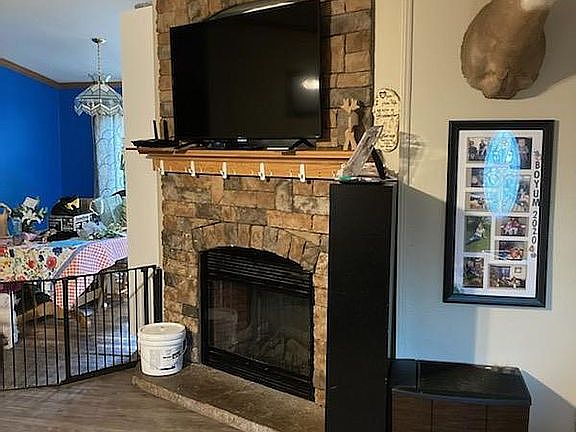 Electric fireplace