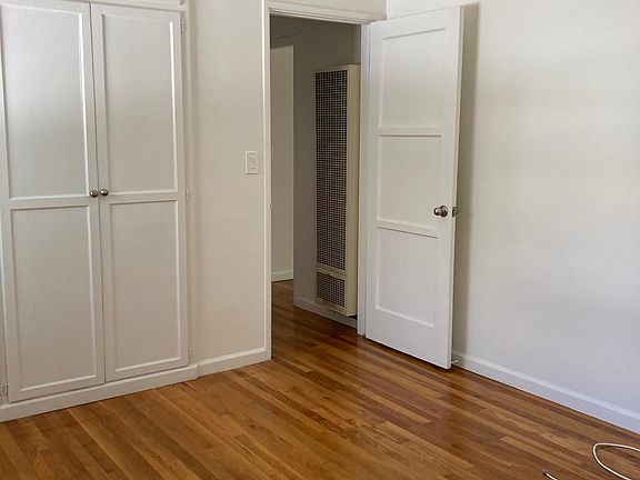 4th image of 1033 1/2 N Sweetzer Ave #1033-1/2