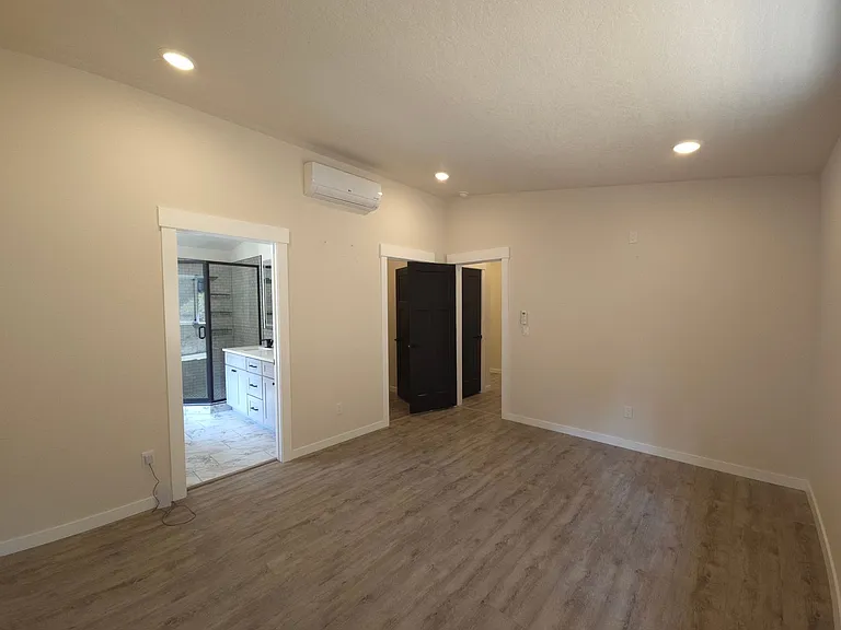 3835 Pinecreek Rd — Photo 11