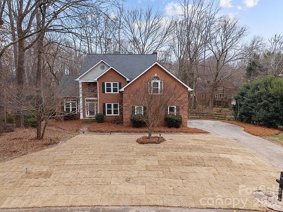 2nd image of 8928 Cumbria Ct
