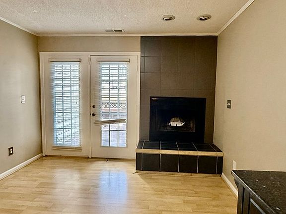 5th image of 1021 Saint Andrews Way APT C