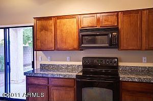 4th image of 5340 E Carmel Ave