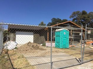 90 Chestnut St, Valley Springs, CA