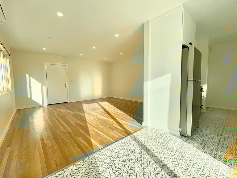 1335 Colorado Blvd #1 — Photo 9