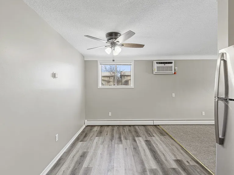 Elrose Apartments 1500 — Photo 37