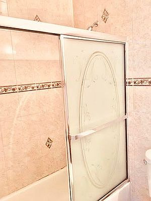 2nd image of 94-22A 84th St #2